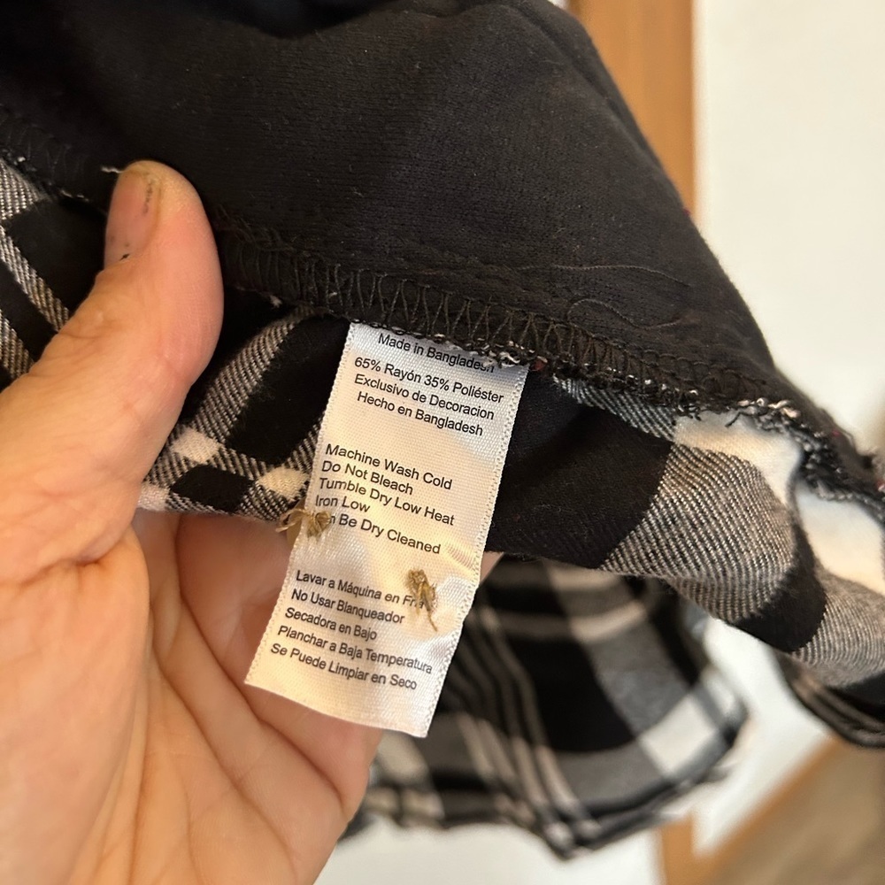 Jack’s girlfriend New York xxl black and white button up flannel - Picture 7 of 8